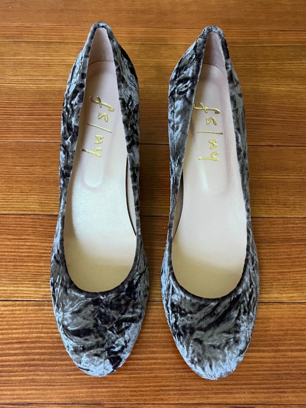 Grey Crushed Velvet French Sole Pumps 8.5